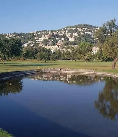 Charming 3-storey House At Residential Golf Holiday home Muntanya la Sella