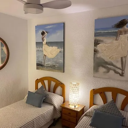 Charming 3-storey House At Residential Golf Muntanya la Sella